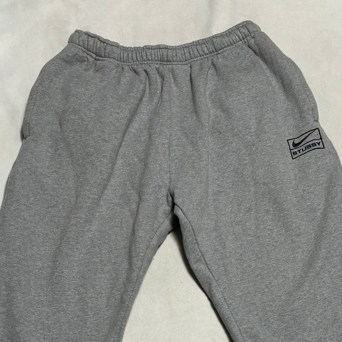 95 나이키 X 스투시 그레이 조거 팬츠 상품이미지1