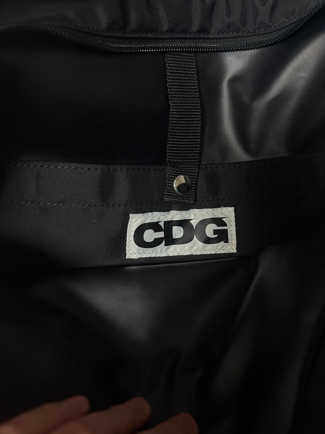 꼼데가르송 크로스백 상품이미지3