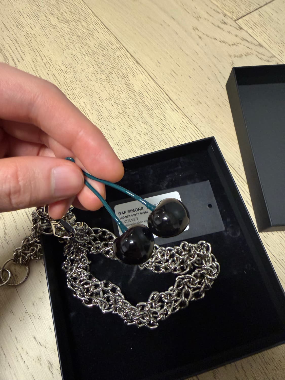 라프시몬스 체리 체인 상품이미지1