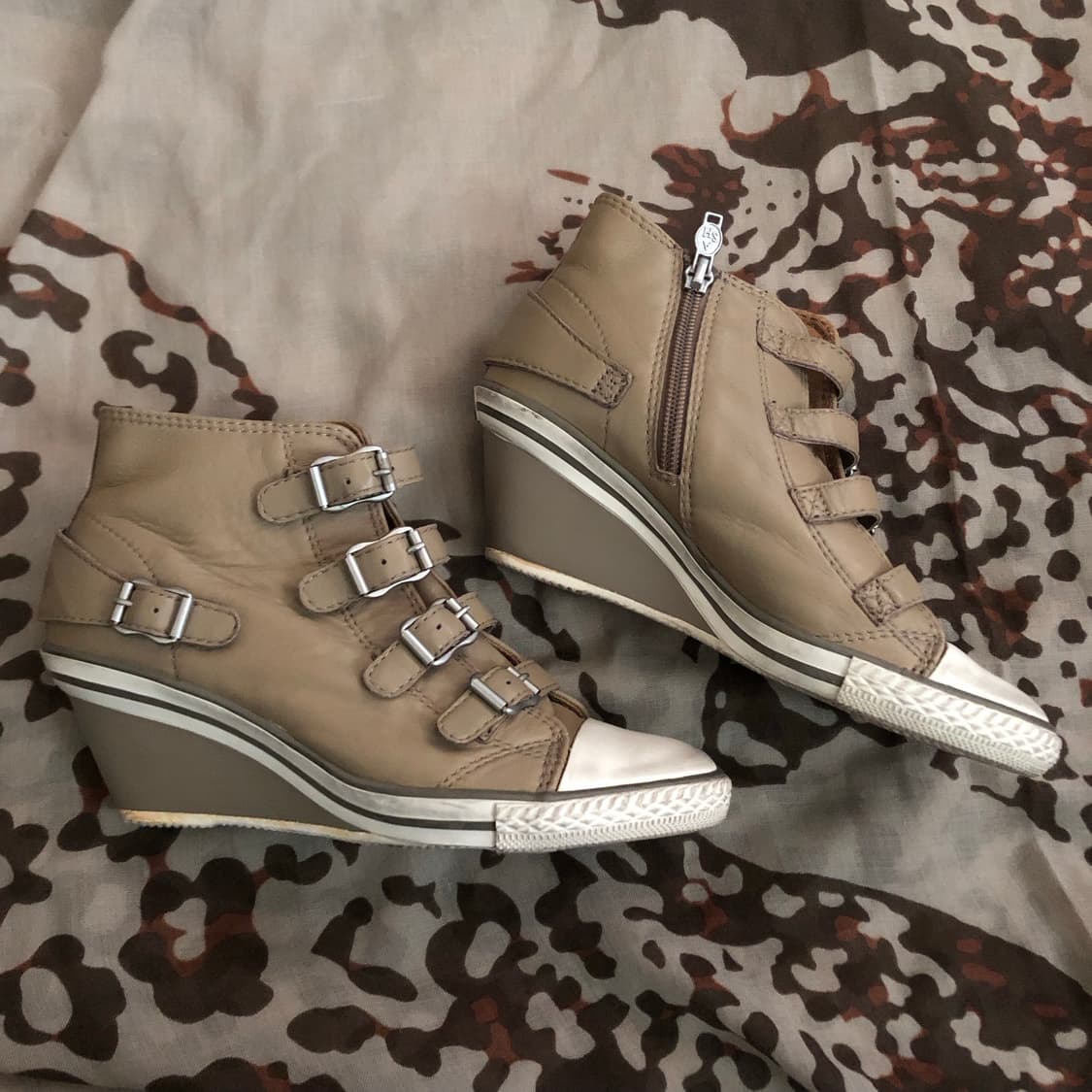 아쉬 ash 텔마 베이지 레더 웨지힐 스니커즈 36size 230 상품이미지3