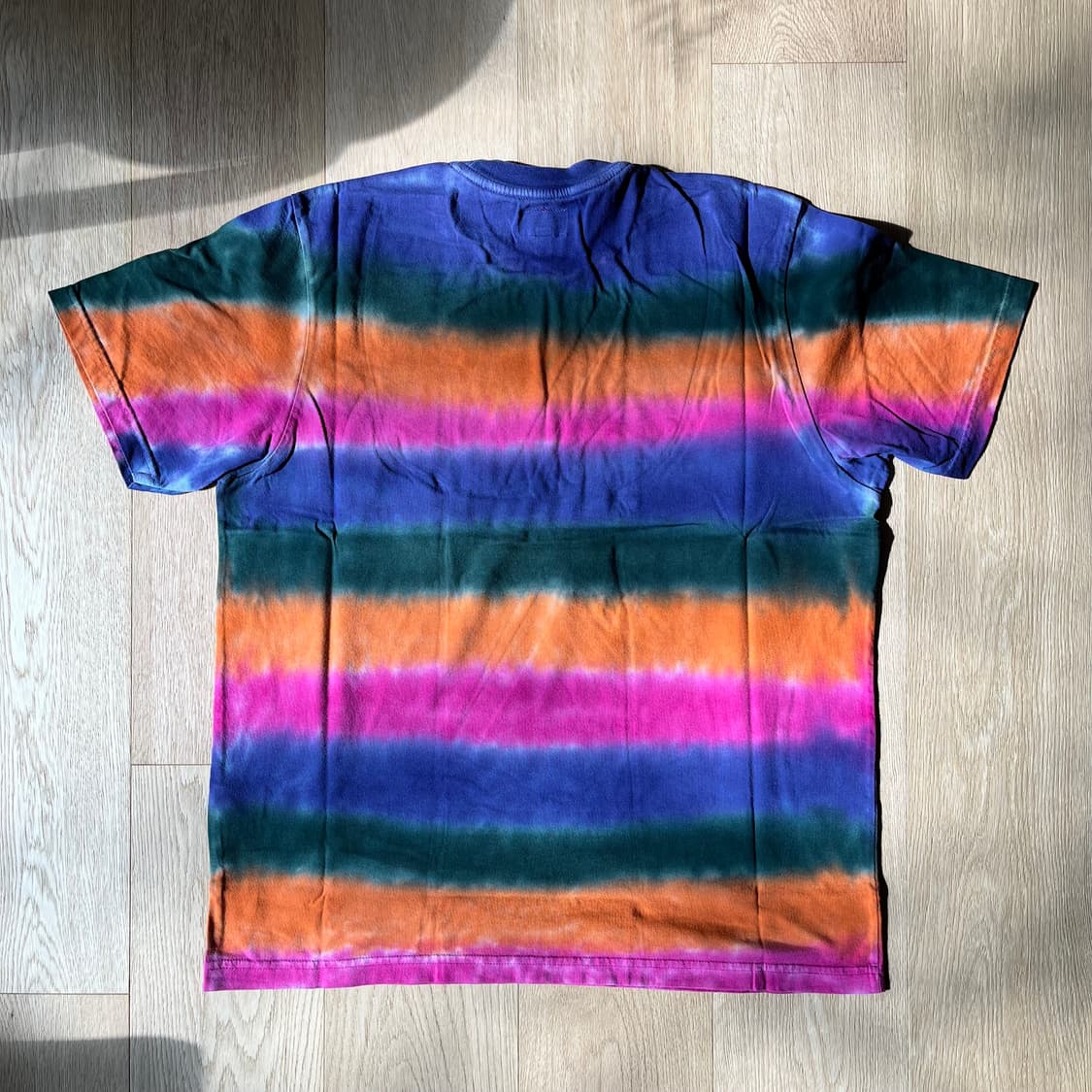 슈프림 레인보우 스트라이프 티 오렌지 상품이미지3