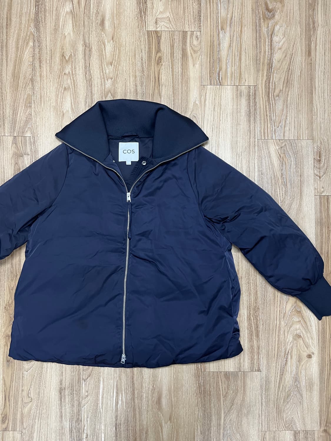 코스 리브드 카라 덕다운 푸퍼 자켓 상품이미지1