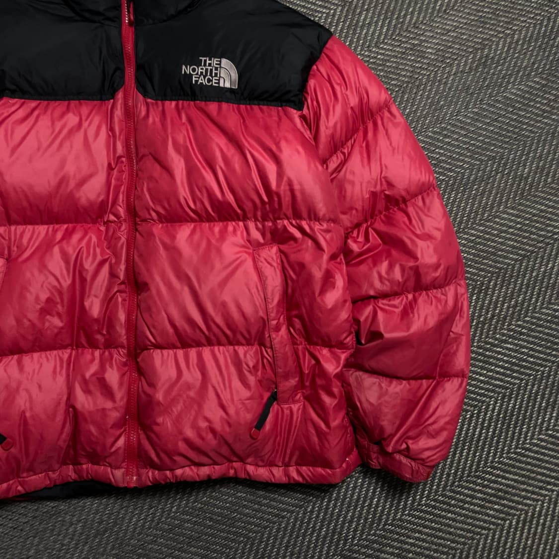 노스페이스 og 눕시 700 구스다운 푸퍼 패딩 레드 y 5072 상품이미지3