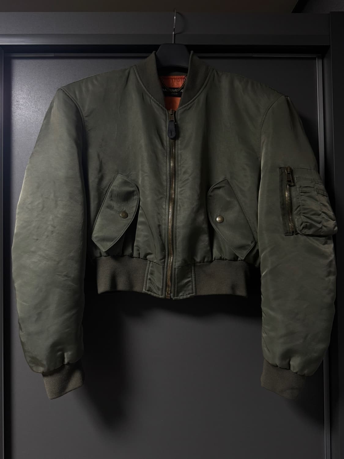 발렌시아가 17s/s 크롭 봄버 카키 (M) 상품이미지1