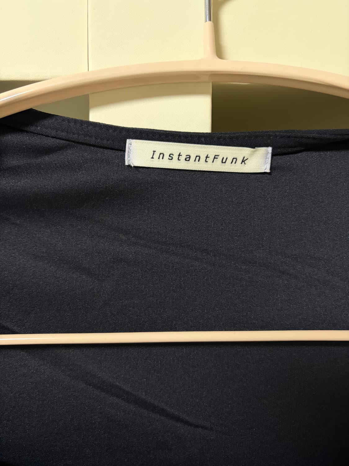 인스턴트펑크 스퀘어넥 롱슬리브 블랙 상품이미지4