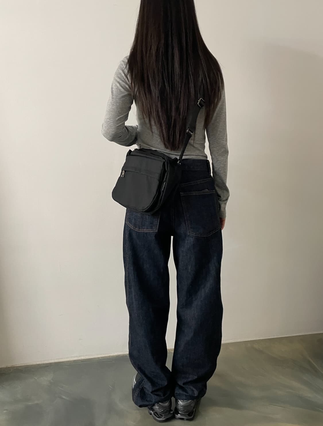 요지야마모토 남녀공용 가방  Y'SACCS 크로스백 메신저백 블랙 상품이미지8