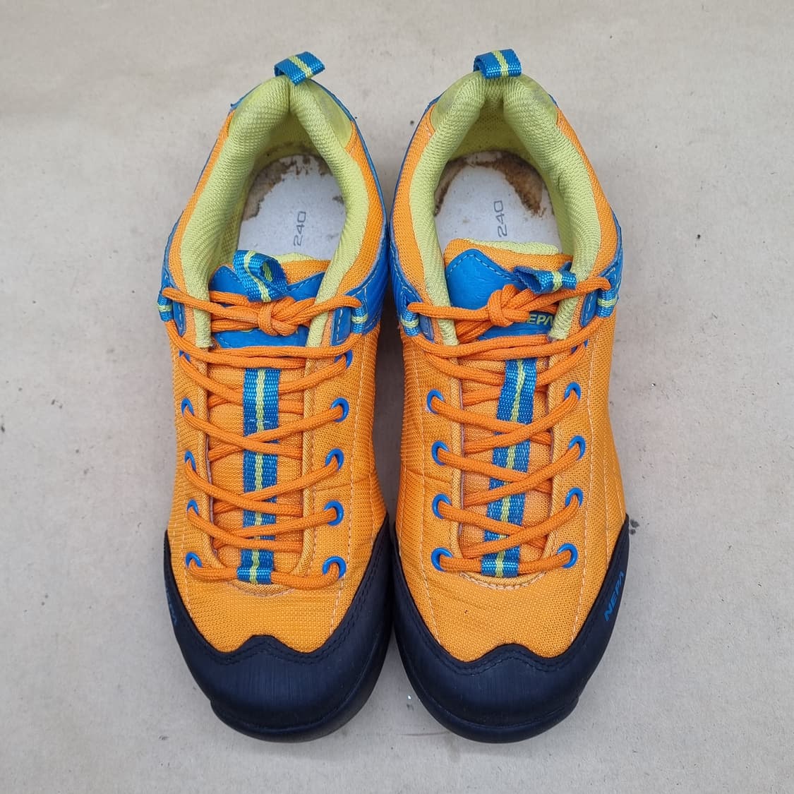 네파 여성 트레킹화240 상품이미지3