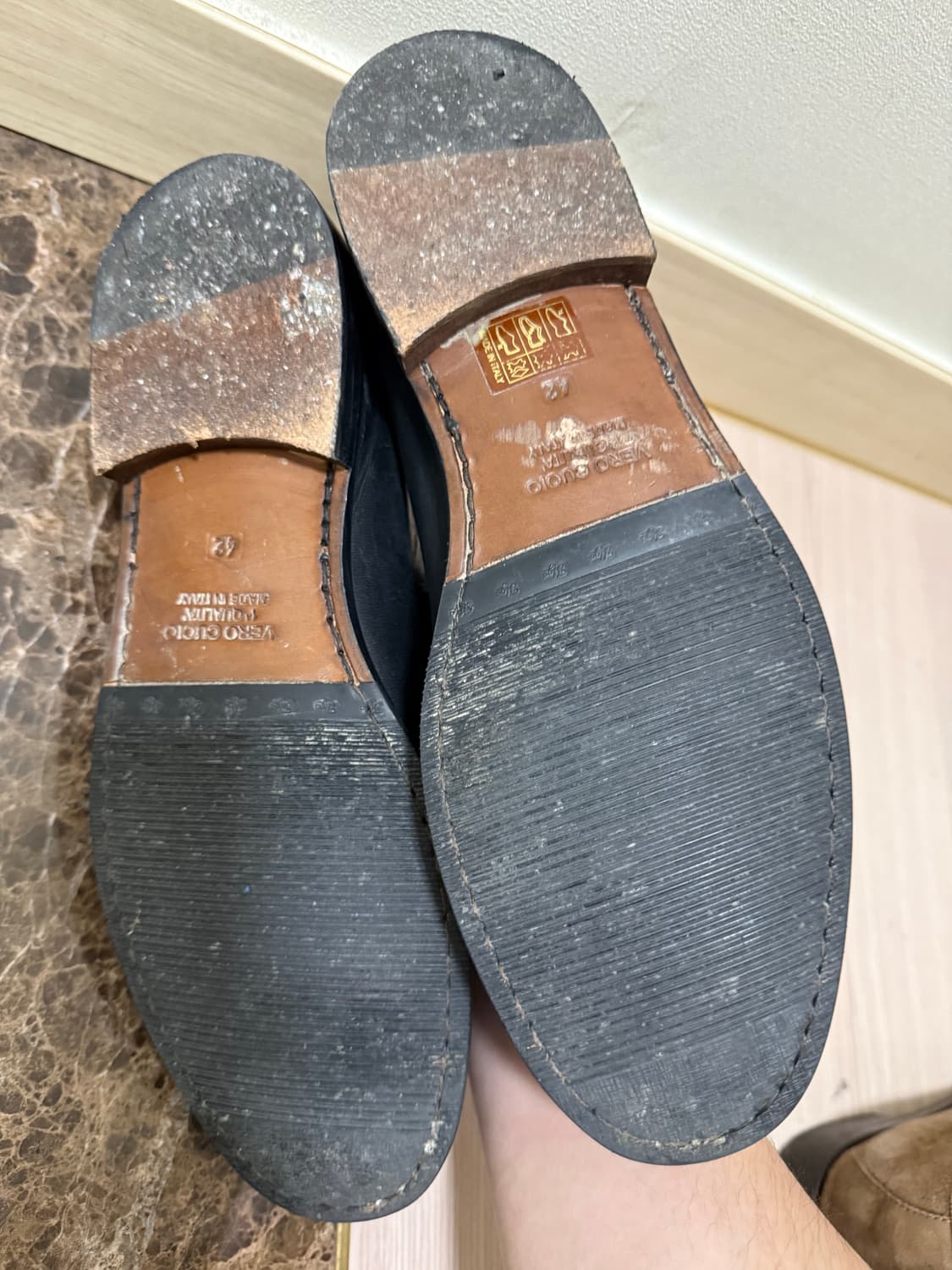 Parlour 홀스빗 레더 로퍼 블랙 270 상품이미지4