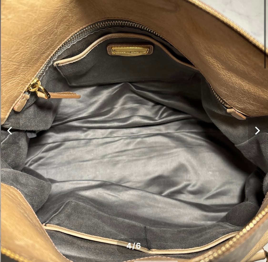 미우미우 비텔로 사첼백 상품이미지4