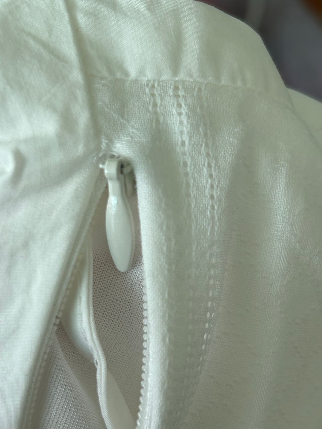 데어드 퍼프 블라우스 상품이미지2