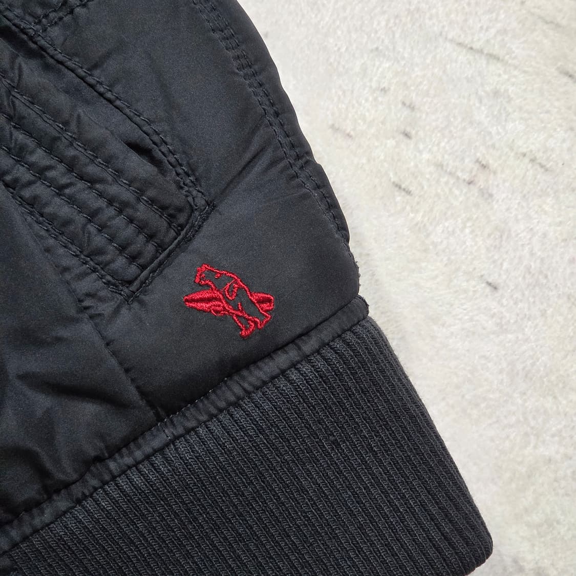 후아유 네이비 패딩 베스트 상품이미지3