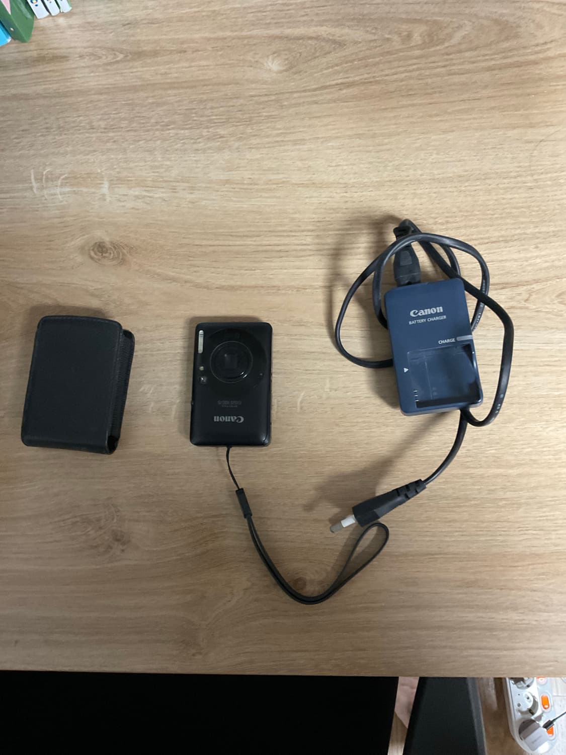 캐논 ixus 100is 팔아요 상품이미지1