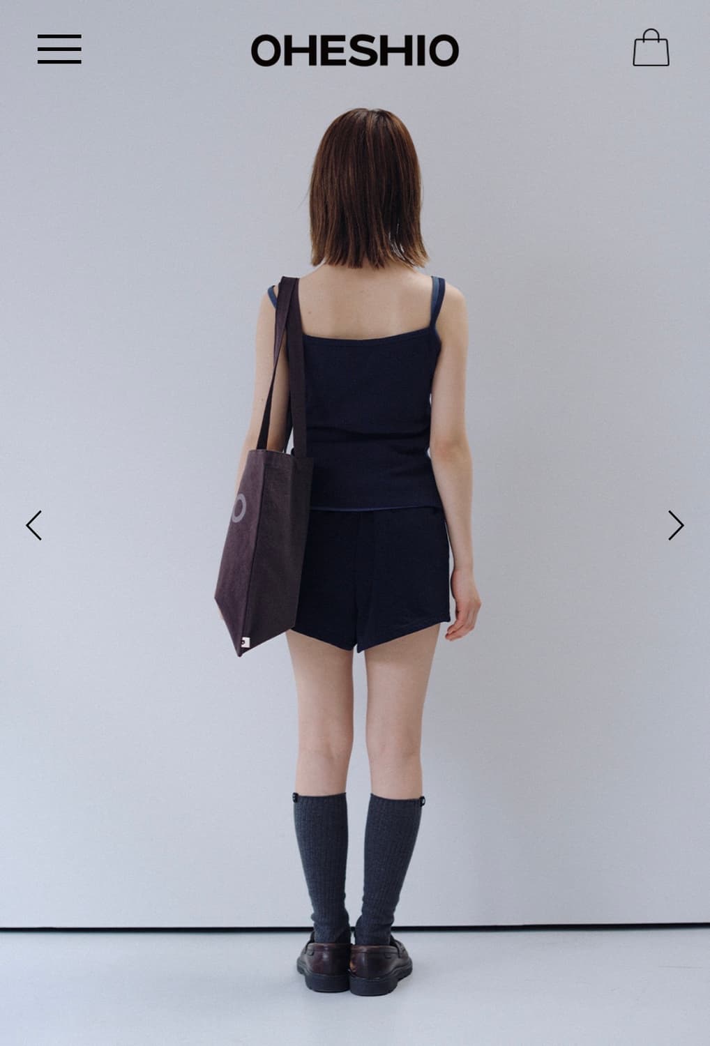 새상품 오헤시오 골지 브이넥 슬리브리스 블루 상품이미지3