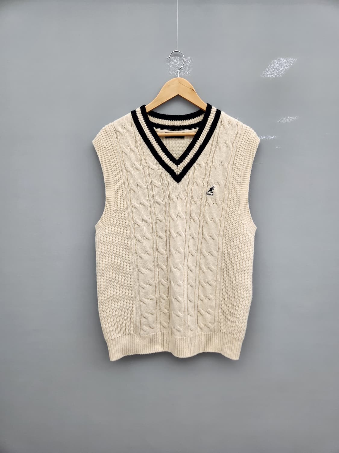 캉골 케이블 니트 베스트 아이보리 상품이미지1