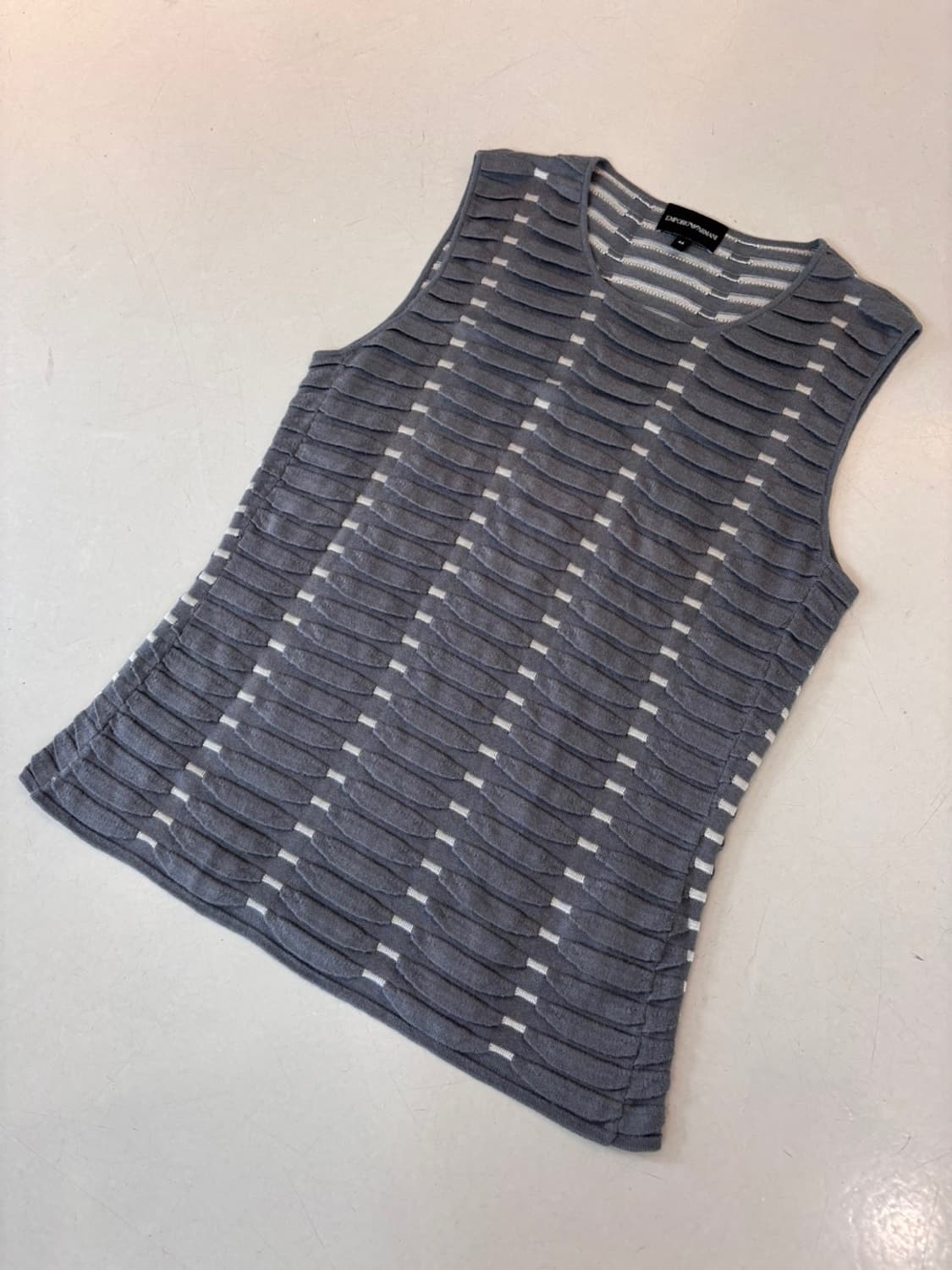 Vintage Emporio Armani Silk Vest 상품이미지3