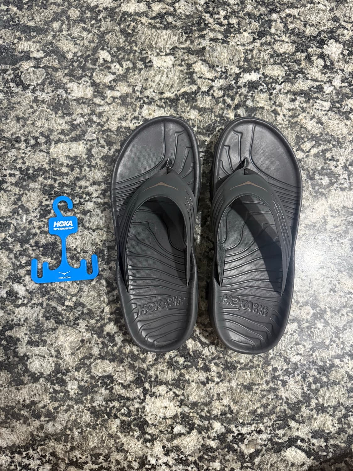 호카 오라 리커버리 플립 블랙 상품이미지1