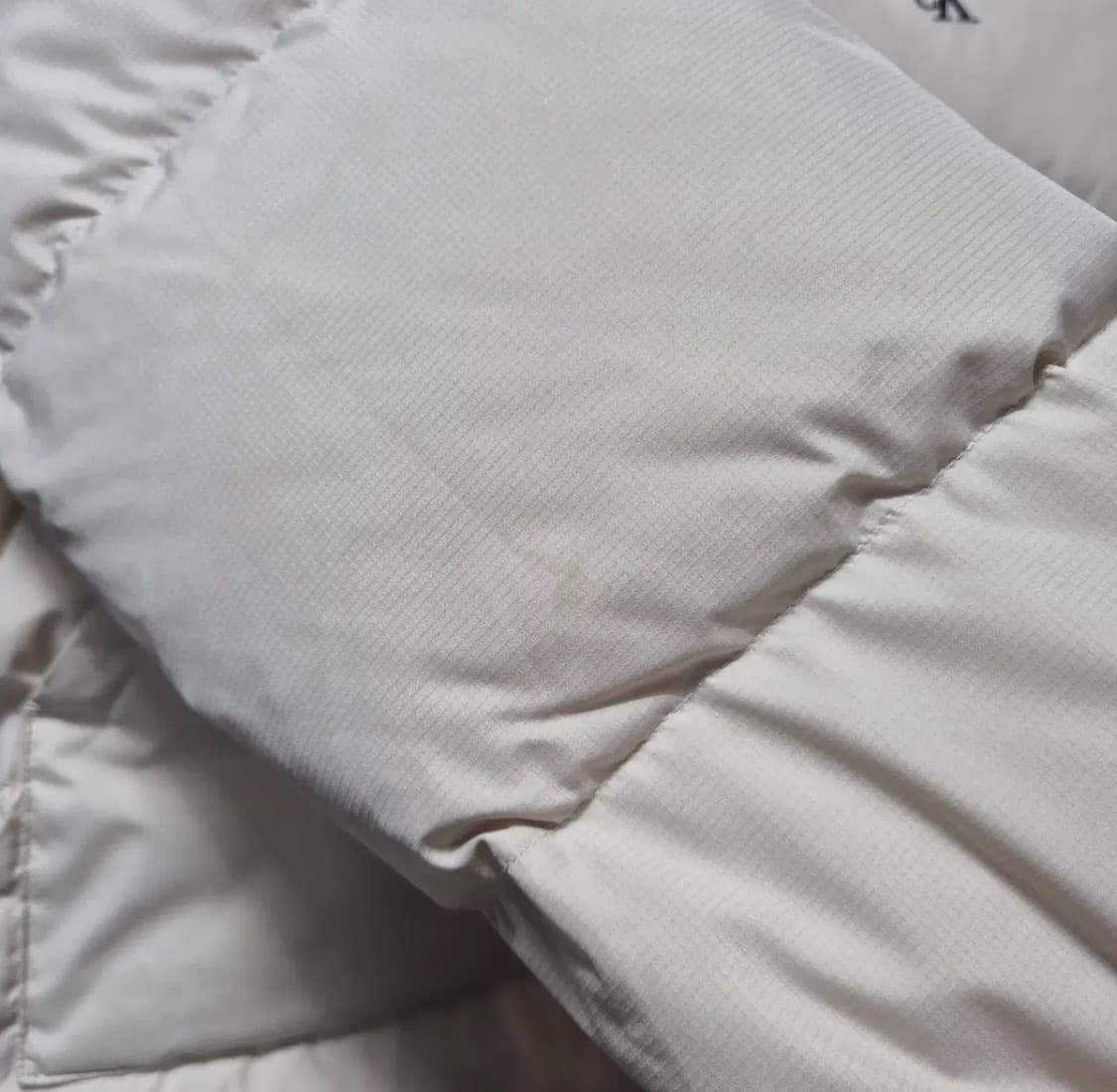 켈빈클라인 덕다운 패딩 아이보리 상품이미지8