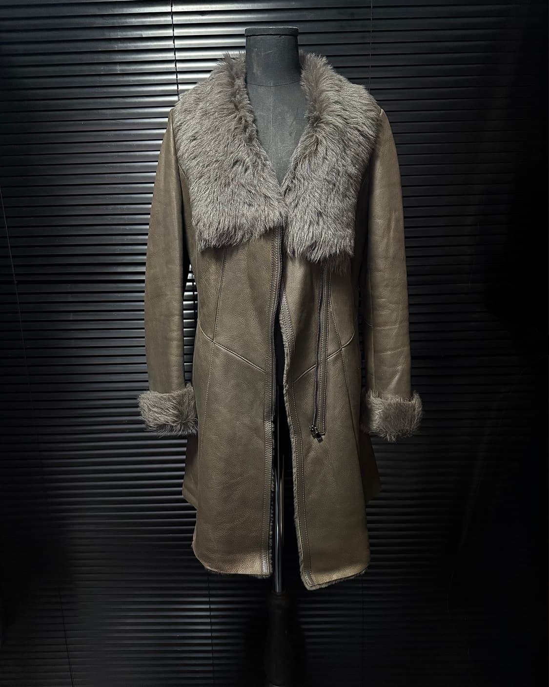 ROBO 로보 양가죽 양털 모피 무스탕 코트 털 밍크 락시크 브라운 갈색 상품이미지1