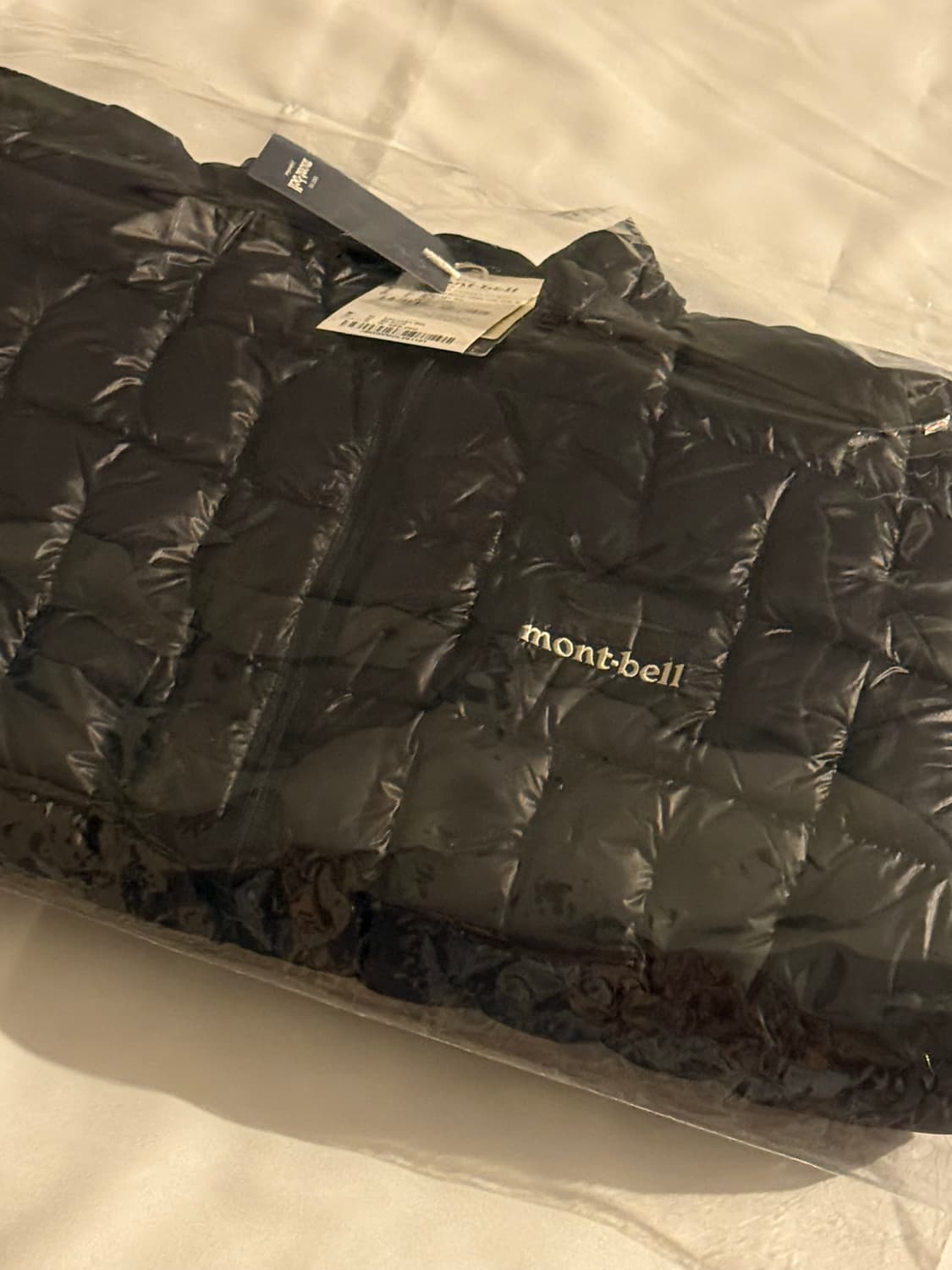몽벨 플라즈마1000 다운 자켓 블랙 상품이미지2