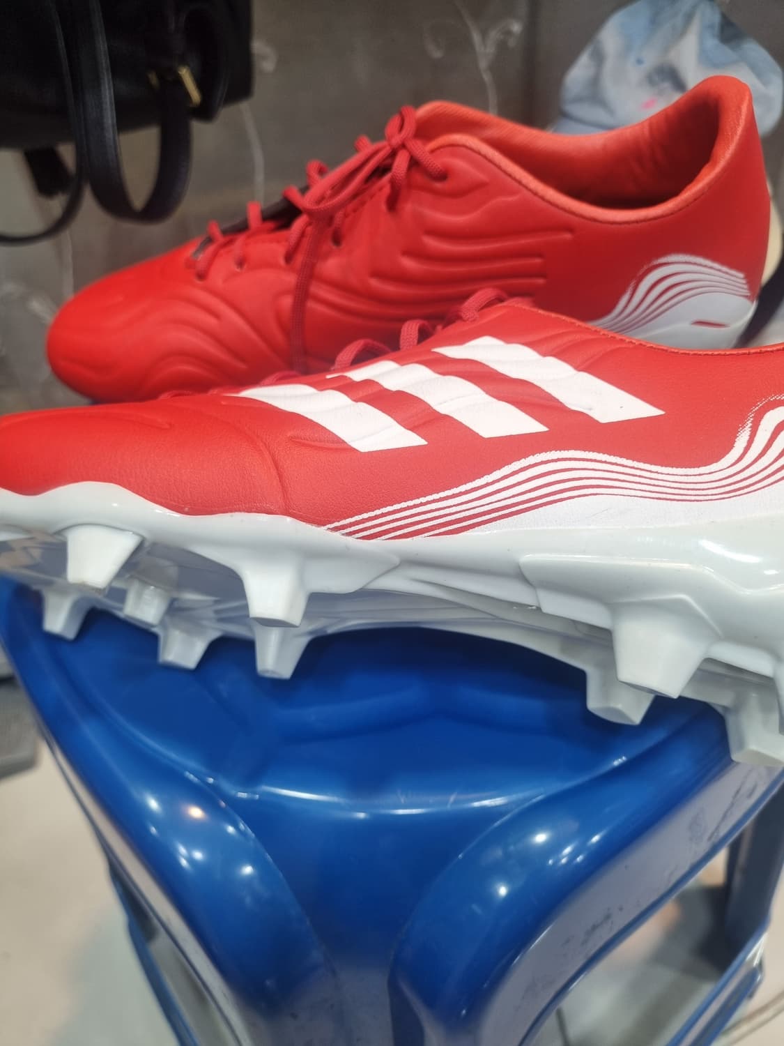 아디다스 빨간색 축구화 42사이즈 상품이미지5
