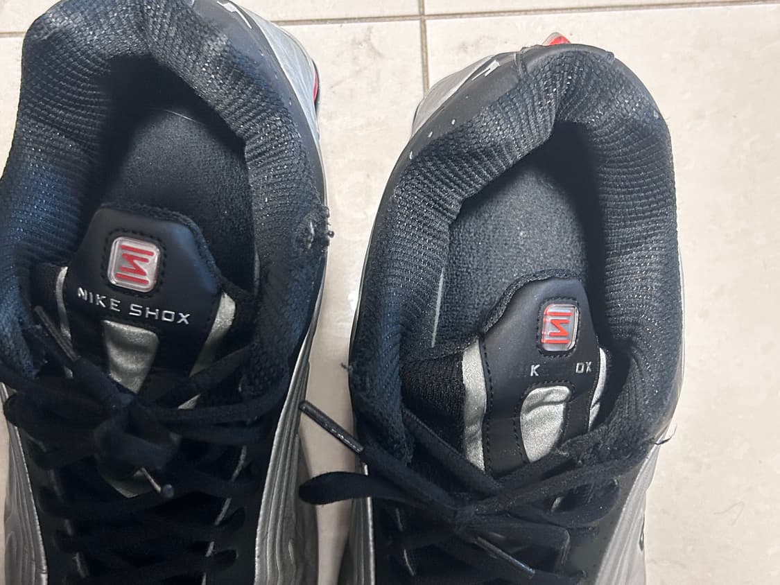 나이키 샥스R4 메탈릭실버레드285 상품이미지6