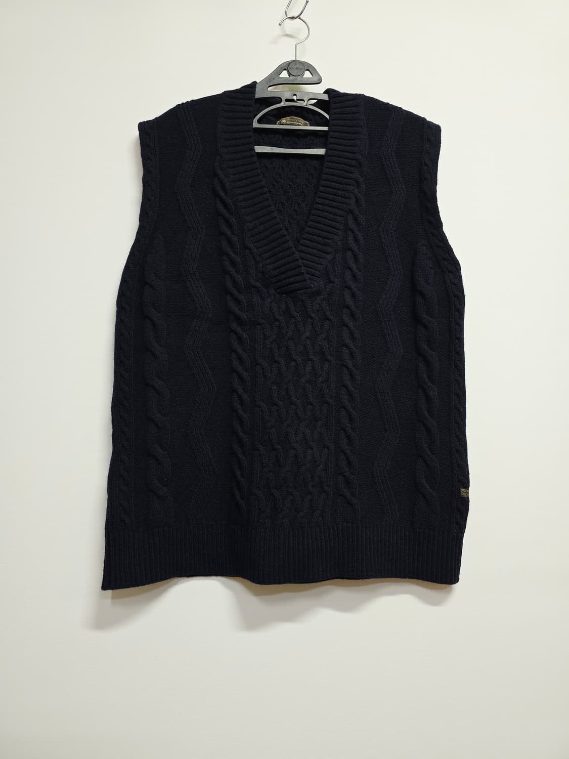 thurthday island 케이블 니트 조끼 네이비 상품이미지1