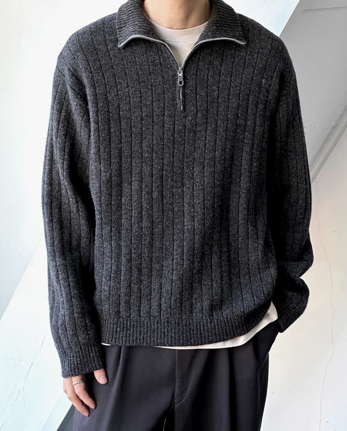 Wide rib wool zip design knit P/O 상품이미지9