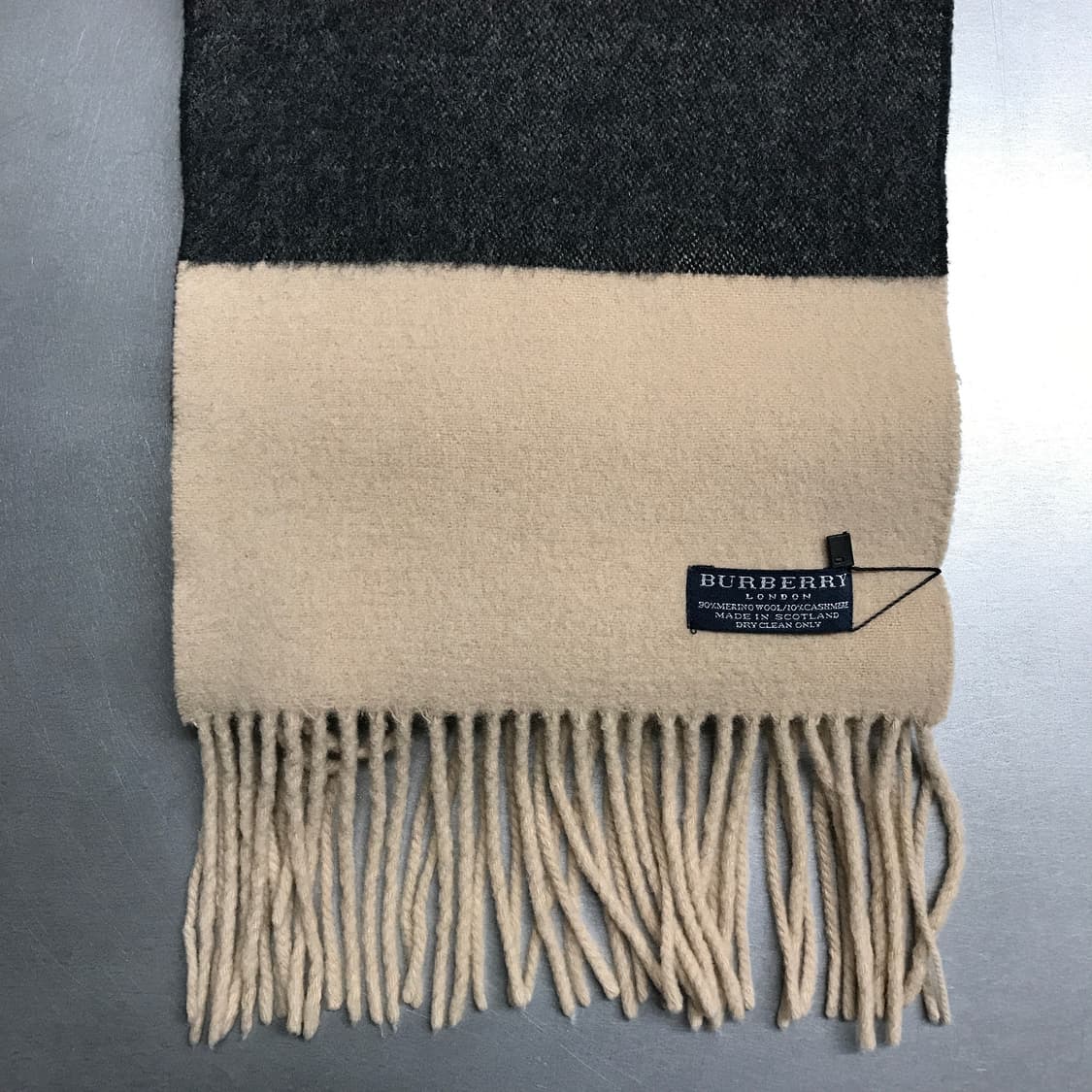 버버리 정품 메리노/캐시미어 머플러 상품이미지3