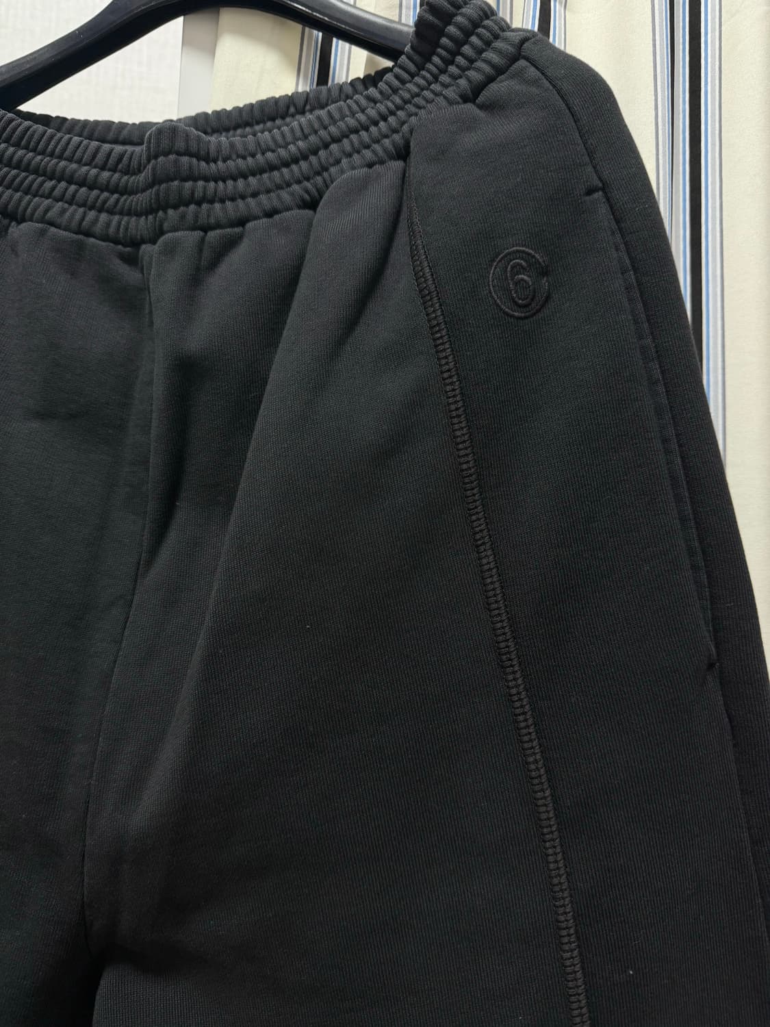 MM6 스웻팬츠 XS사이즈 블랙 새상품 상품이미지4