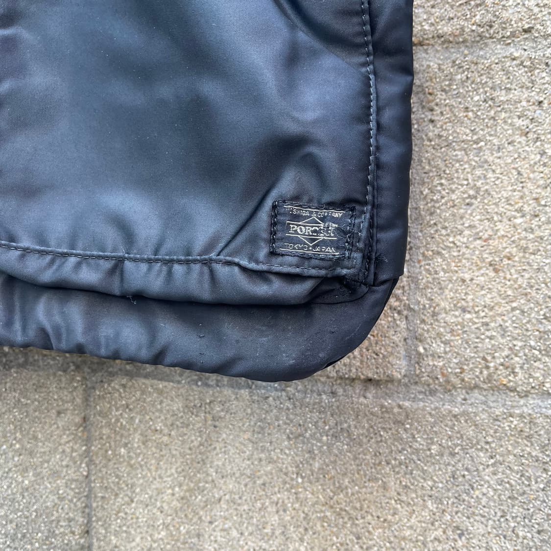 [OS] Porter 탱커 숏 헬멧백 라지 블랙 상품이미지3