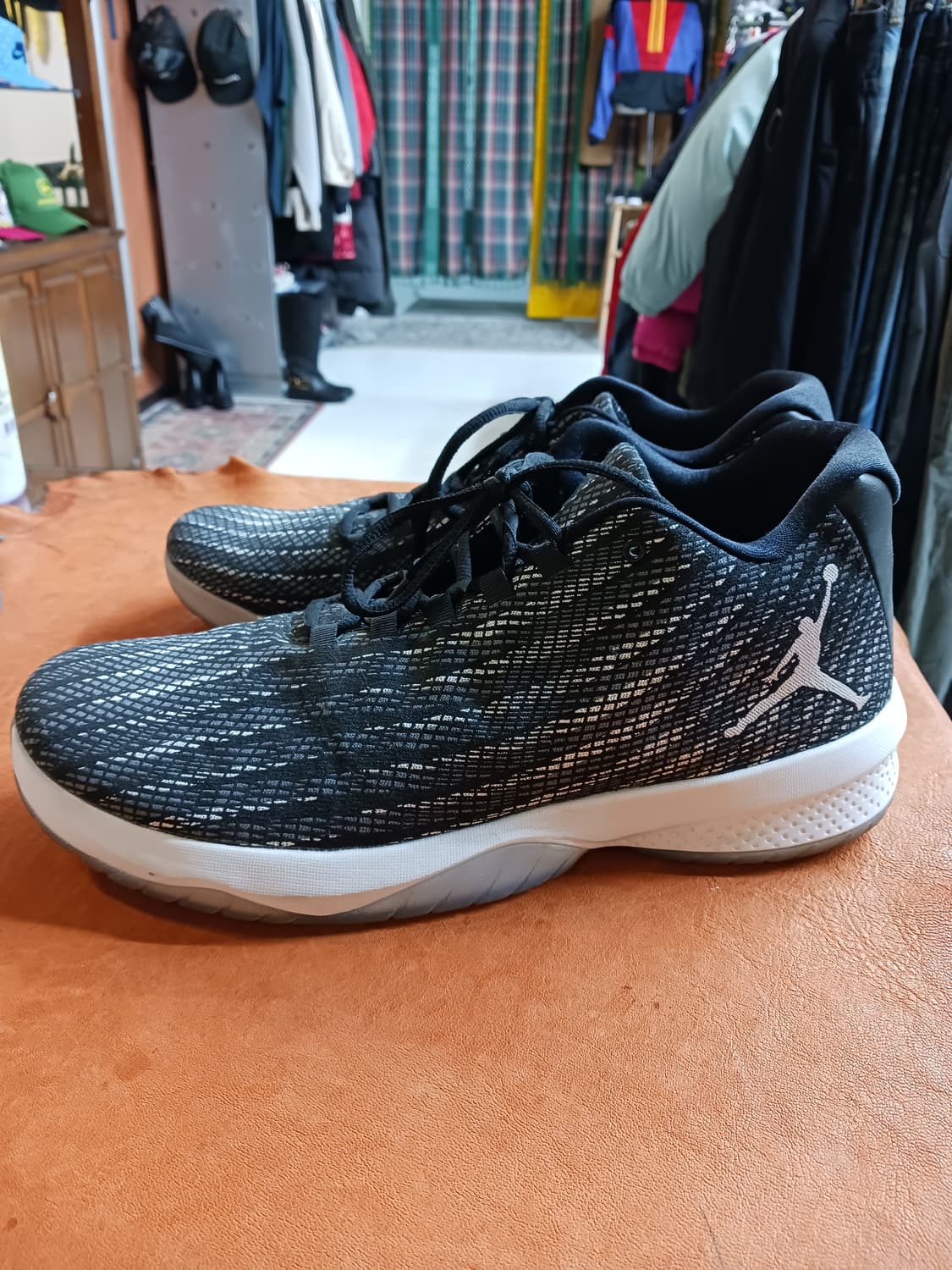 에어조던 B플라이 블랙화이트 상품이미지2