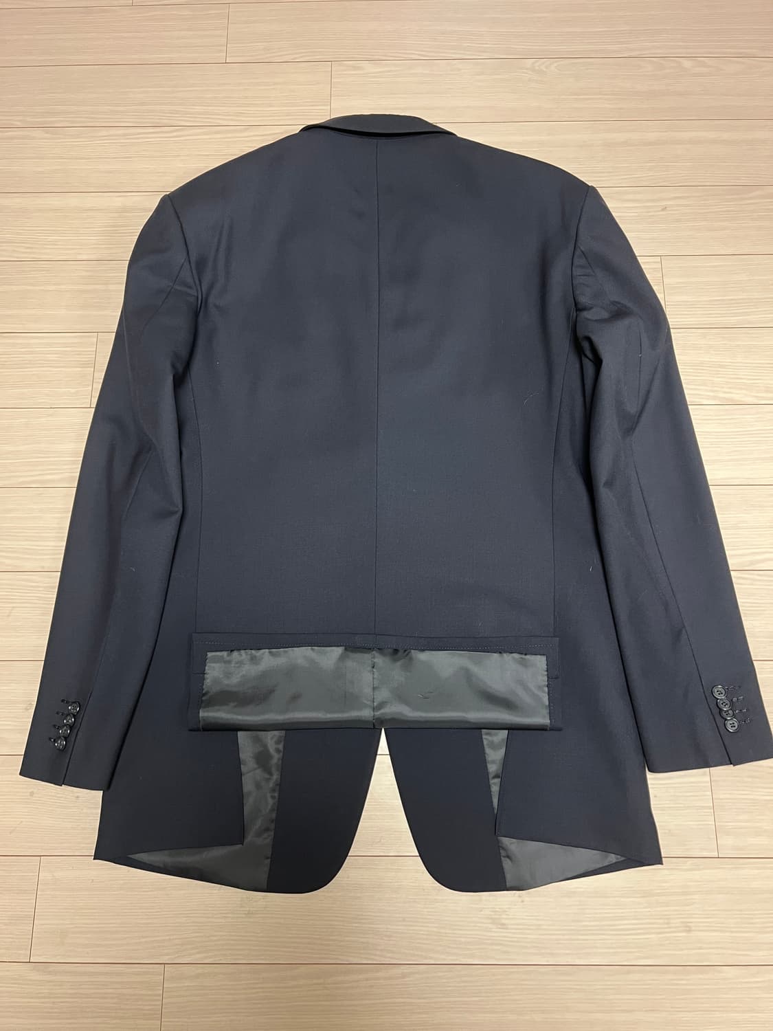 Giorgio Armani 클래식 네이비 울 셋업 정장 상품이미지4