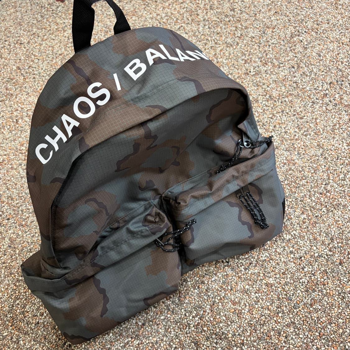 219. 이스트팩 언더커버 콜라보 카모 백팩 상품이미지3