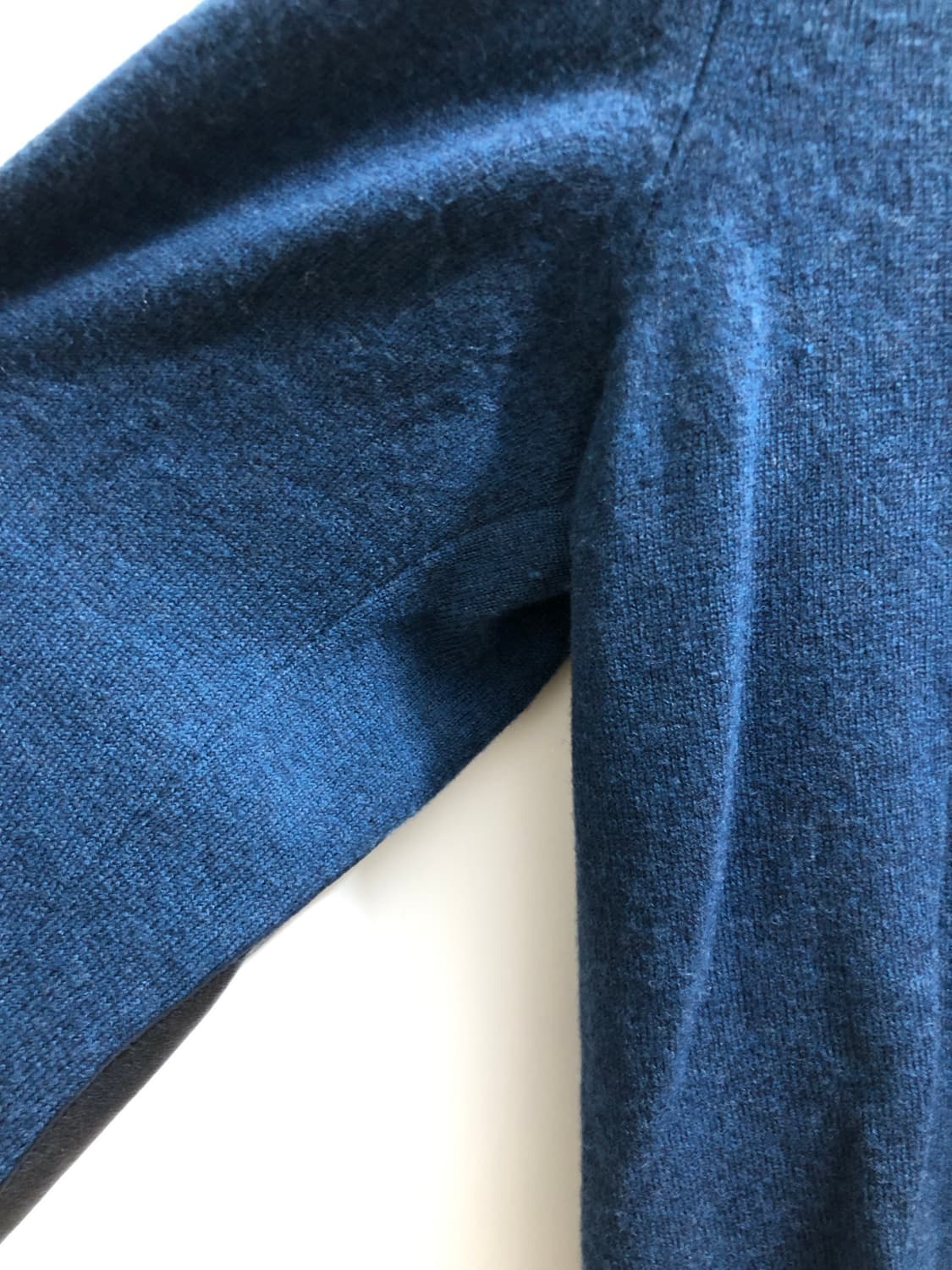 [S] 마르지엘라 엘보우 패치 가디건 블루 상품이미지9