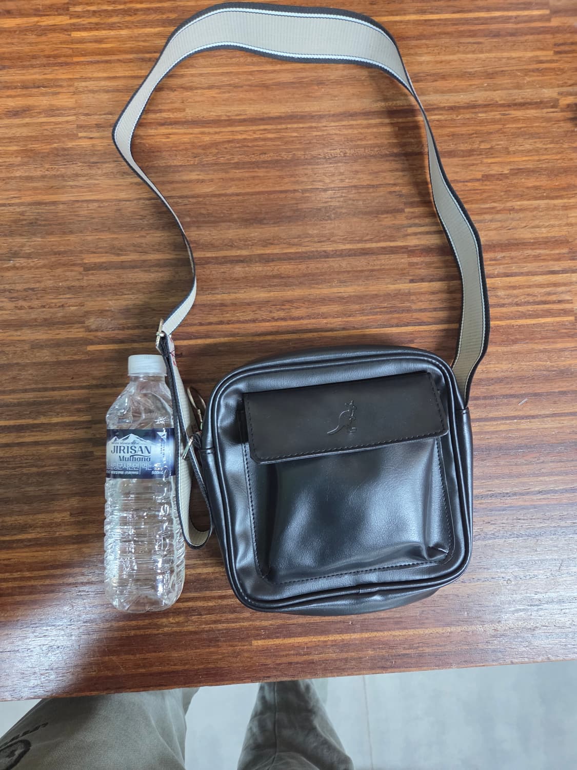 캉골 레더 크로스백  상품이미지1