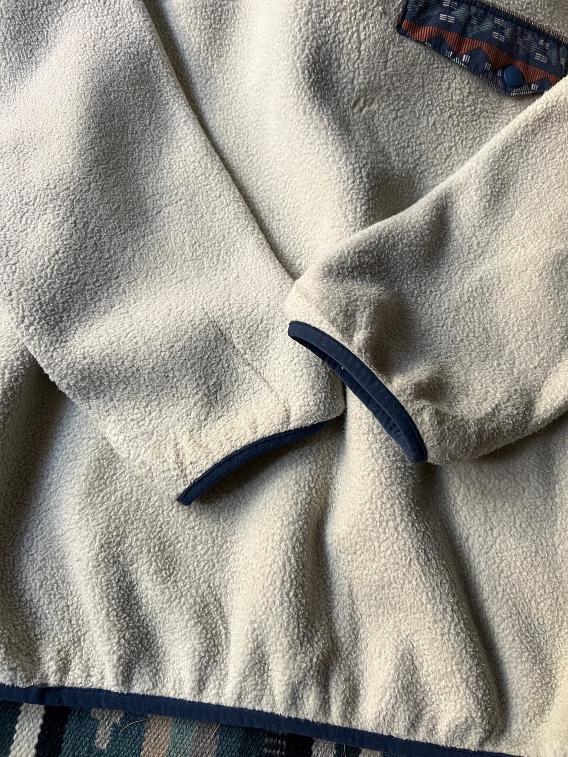 [M]파타고니아 신칠라 나바호 패턴 체스트 포켓 플리스 풀오버 스웻셔츠 상품이미지5