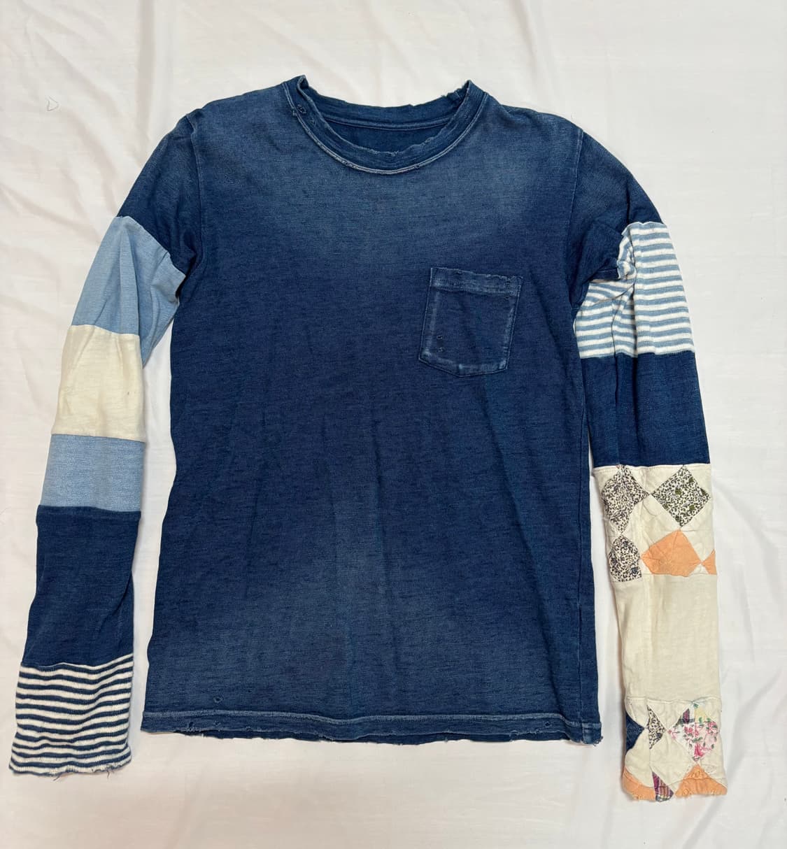 캐피탈 긴팔 티 상품이미지1