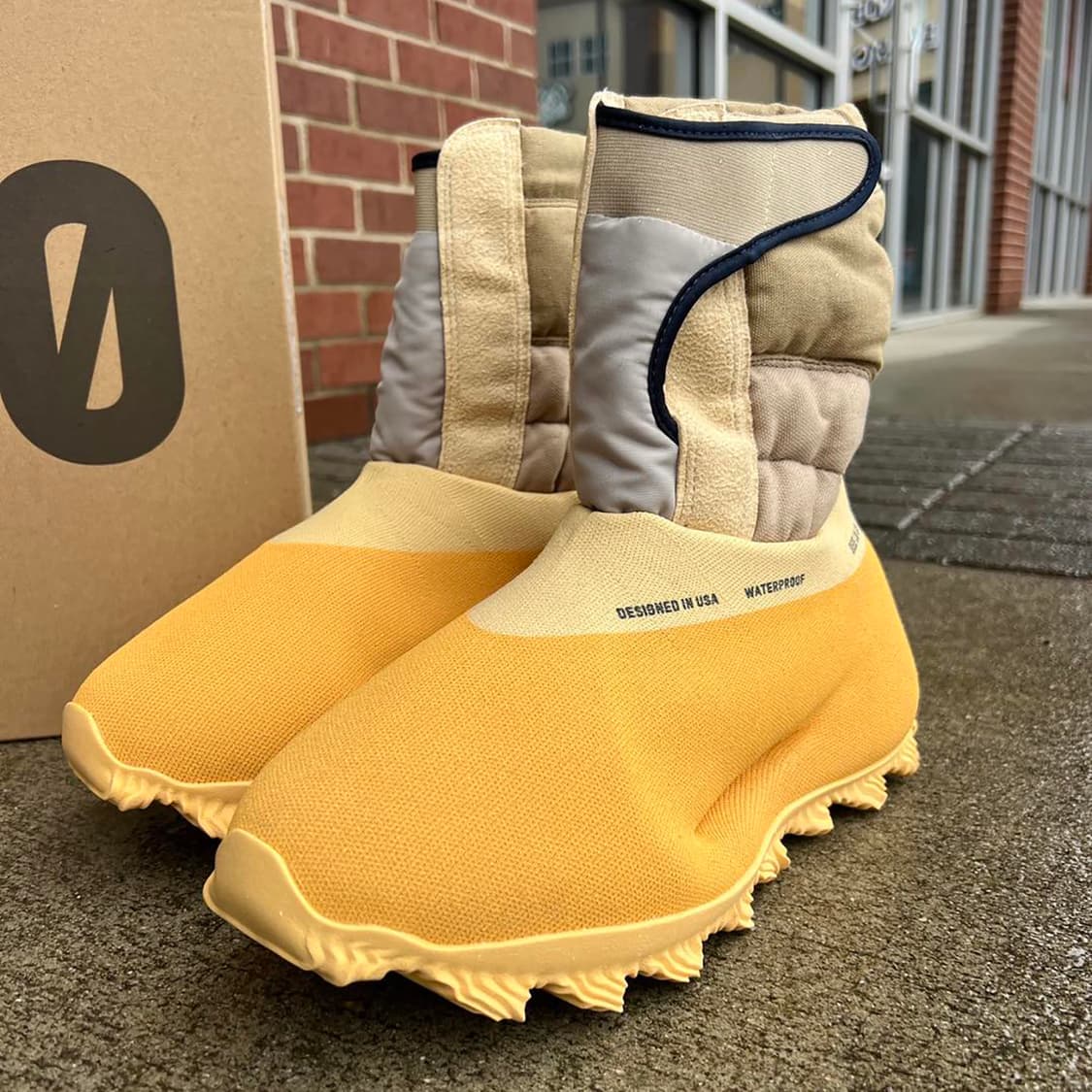 [270] 아디다스 이지 니트 러너 부츠 설퍼 / GY1824 상품이미지10