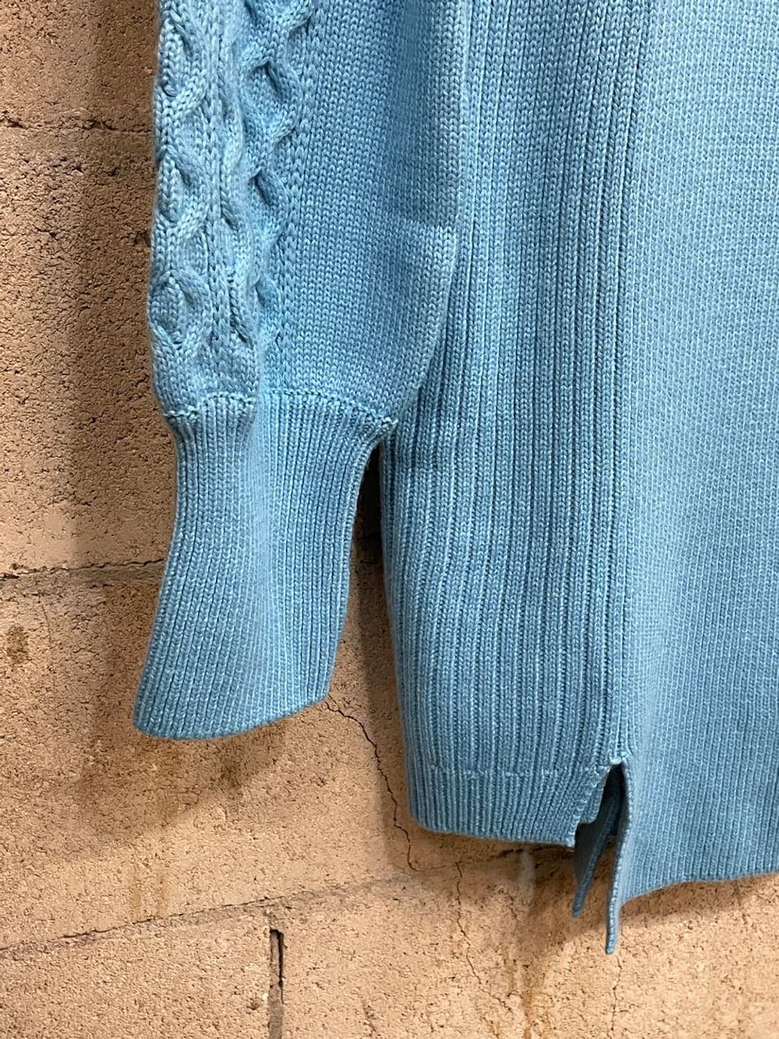 앤더슨 벨 배티 컷 아웃 니트 원피스  상품이미지3