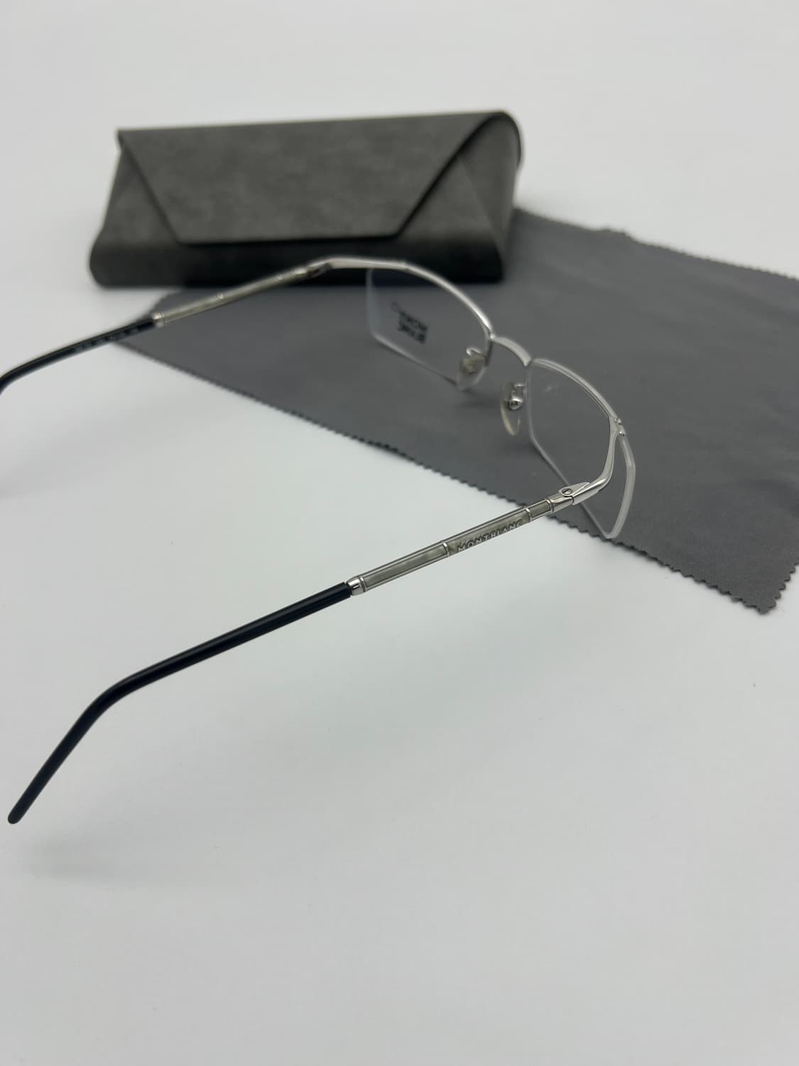 몽블랑 MONTBLANC 직사각 반무테 안경 MB122 H60 상품이미지7