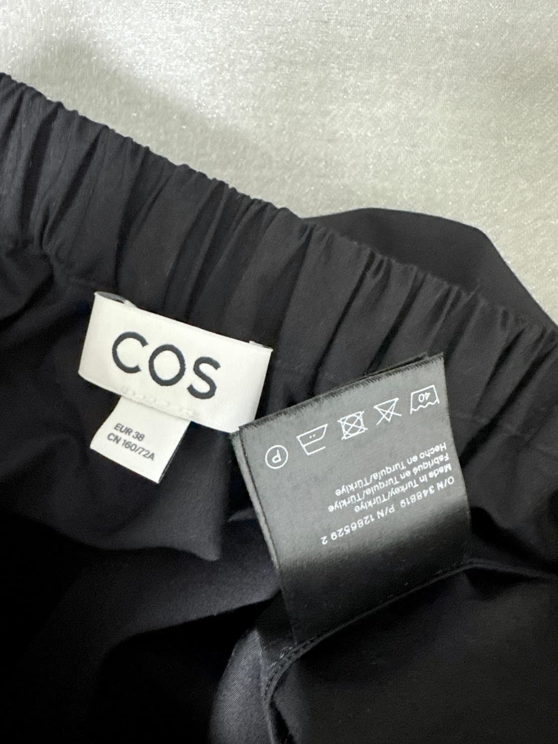 cos 코스 블랙 코튼 미디 스커트 상품이미지8