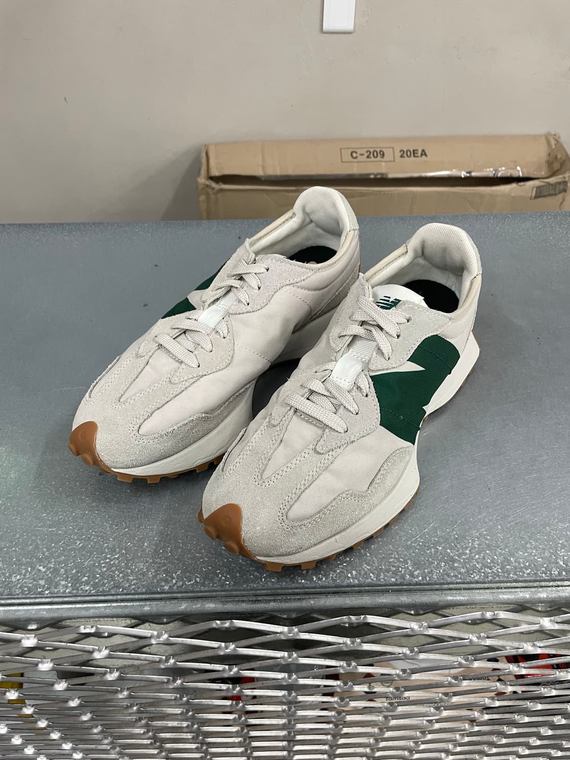 뉴발란스 327 팀버울프 265 상품이미지2