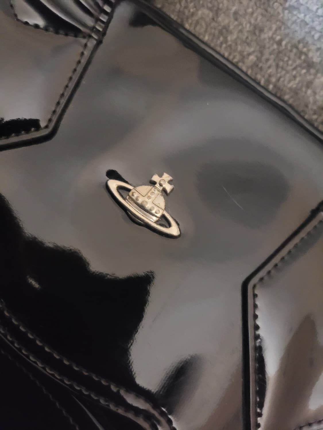 비비안웨스트우드 글로시 호보백 가방 토트백 Y2K 야스민 핸드백 갸루 상품이미지4