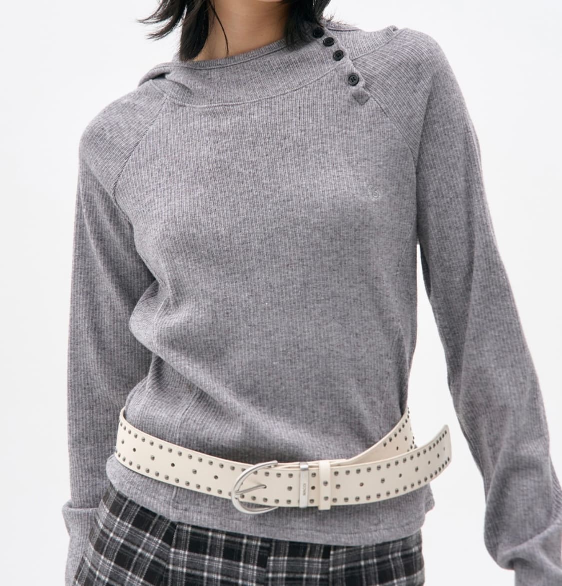 플레이스스튜디오 자수 골지 세미크롭 사이드 버튼 후드 롱 슬림 긴팔티셔츠 상품이미지2