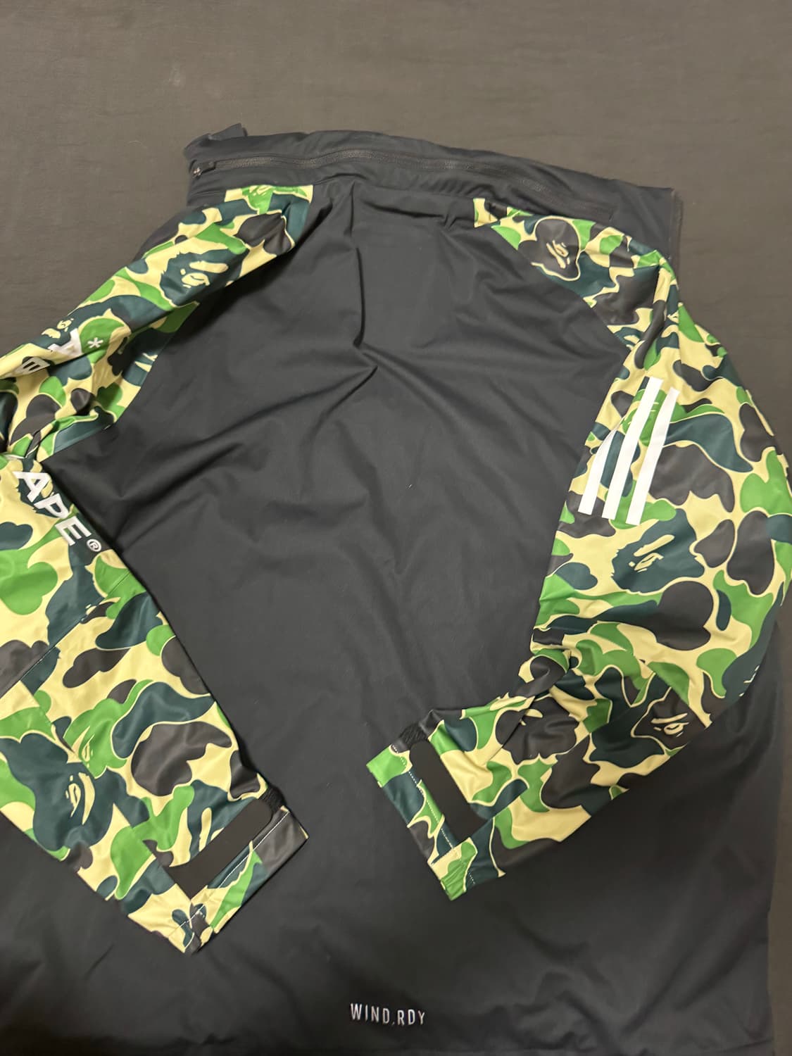 정품새제품 아디다스 베이프 카모 골프 윈드레디 자켓 XL 밀리터리 상품이미지5