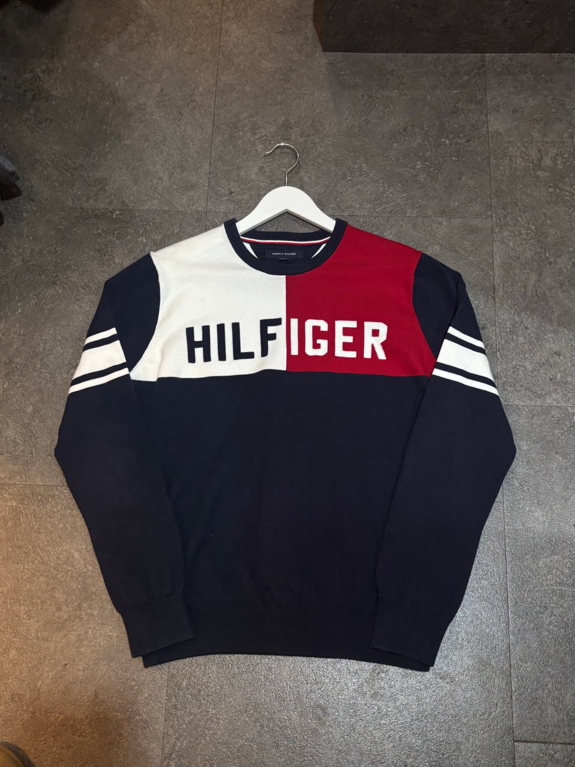 타미힐피거 니트 L사이즈 상품이미지2