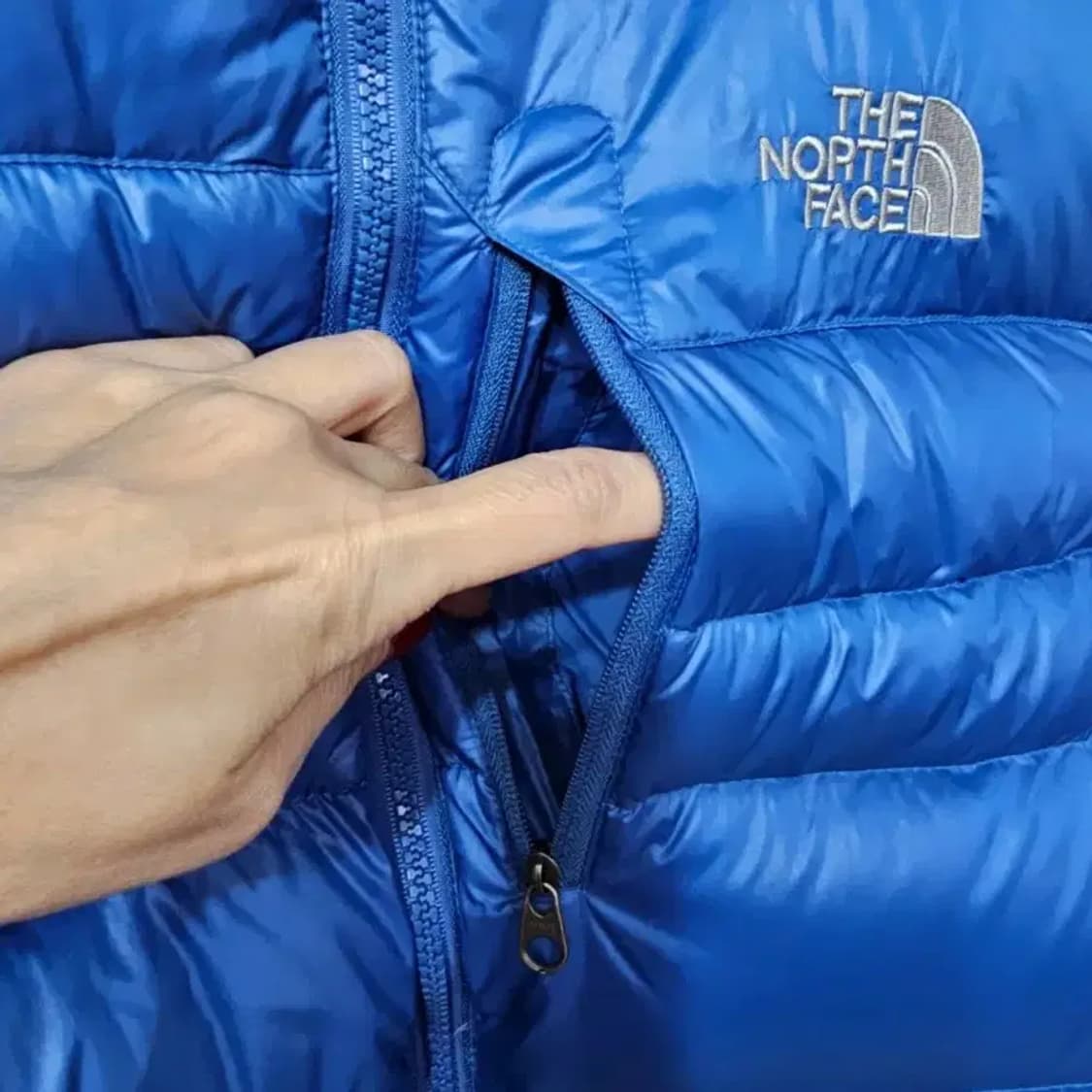 노스페이스 900필 구스다운 패딩 블루 110 상품이미지7