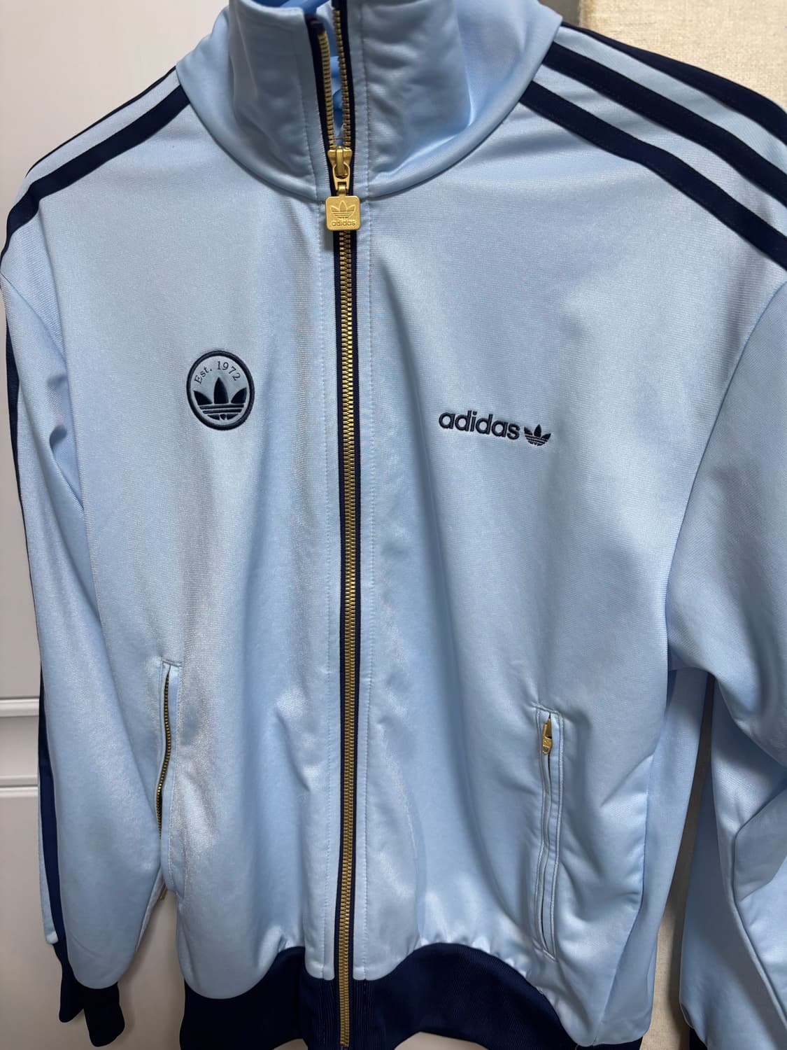 아디다스 파이어버드 배지 트랙탑 스카이 XS 상품이미지1