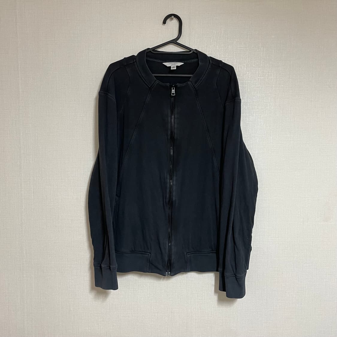 CALVIN KLEIN BLACK ZIP UP 상품이미지3