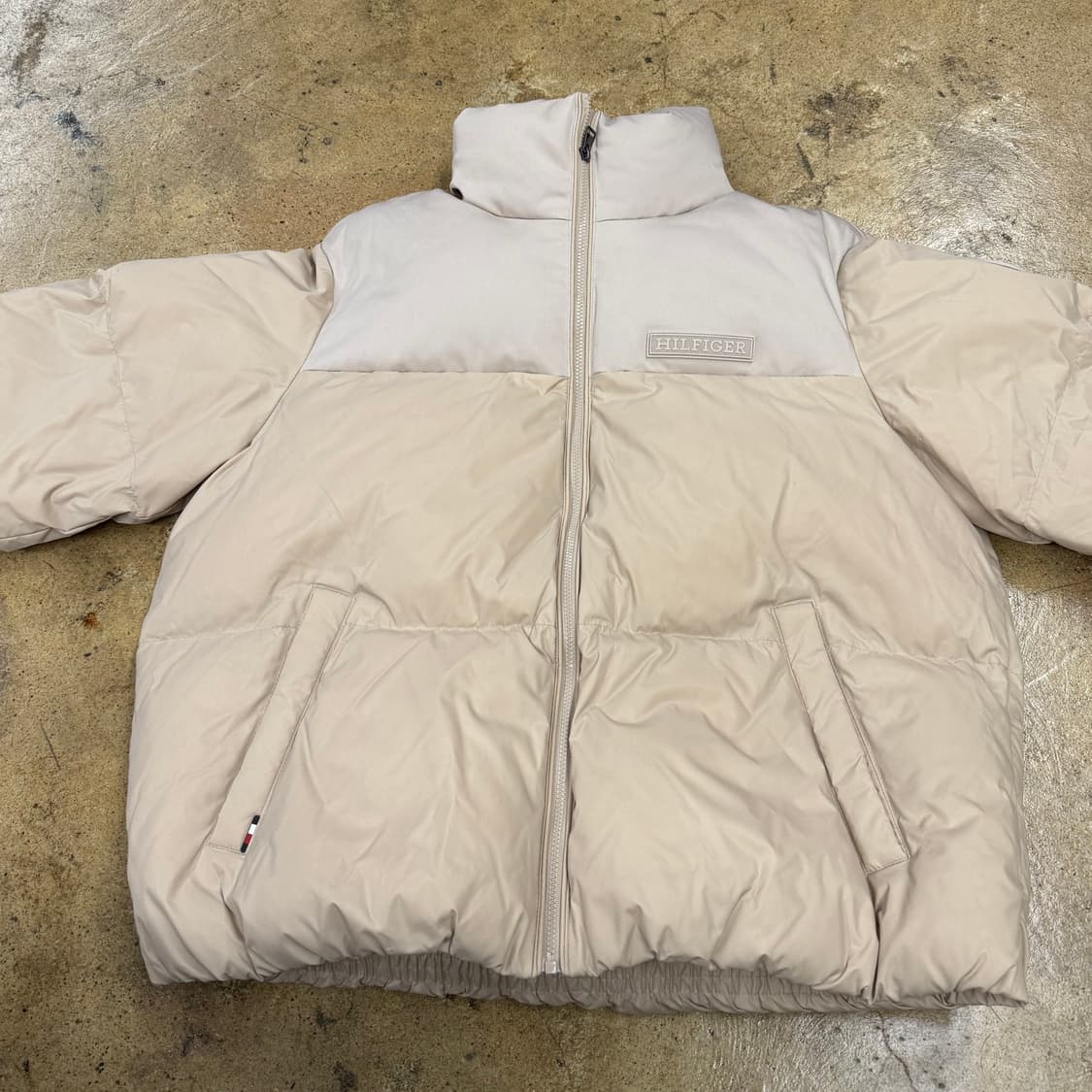타미힐피거 바닐라 크림 패딩 상품이미지3